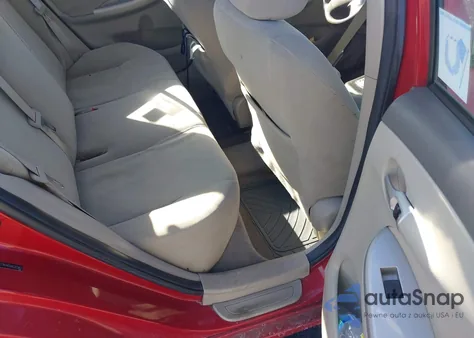 2010 Toyota Corolla Le z USA, uszkodzony, nr VIN 2T1BU4EE8AC323857